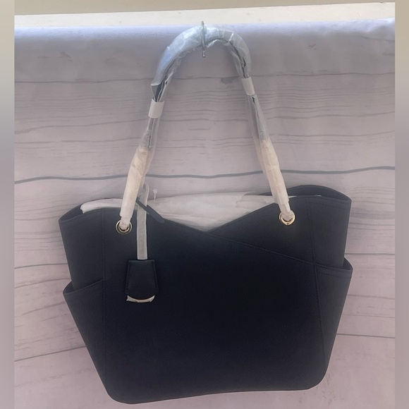 MK Jet set Travel LG X Cross Chain Shoulder Tote - Picture 6 of 6